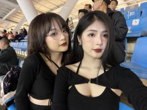 Quynh Alee va Gam Kami bo nghe streamer